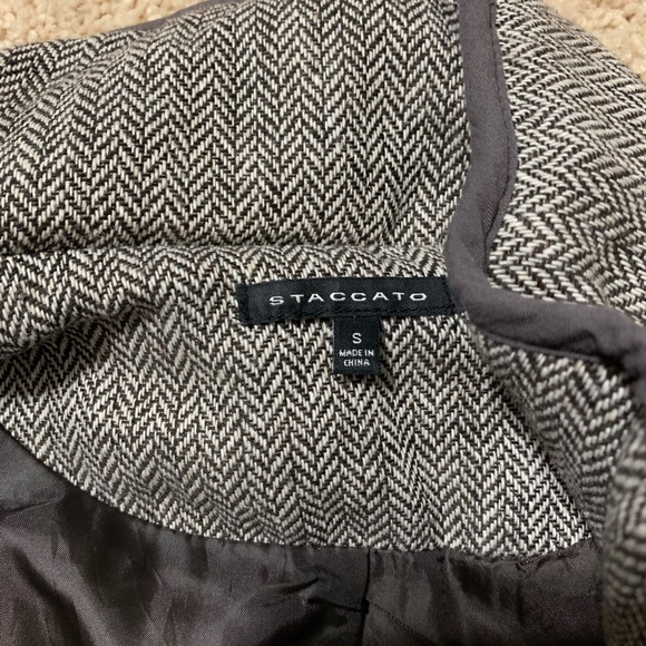 Vest - Picture 2 of 3